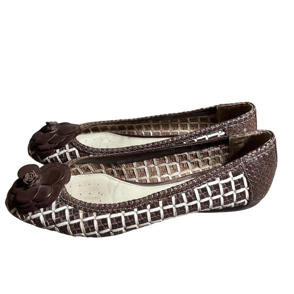 Geox Respira Brown White Woven Leather Floral Ballet Flats Womens 9.5 Round Toe